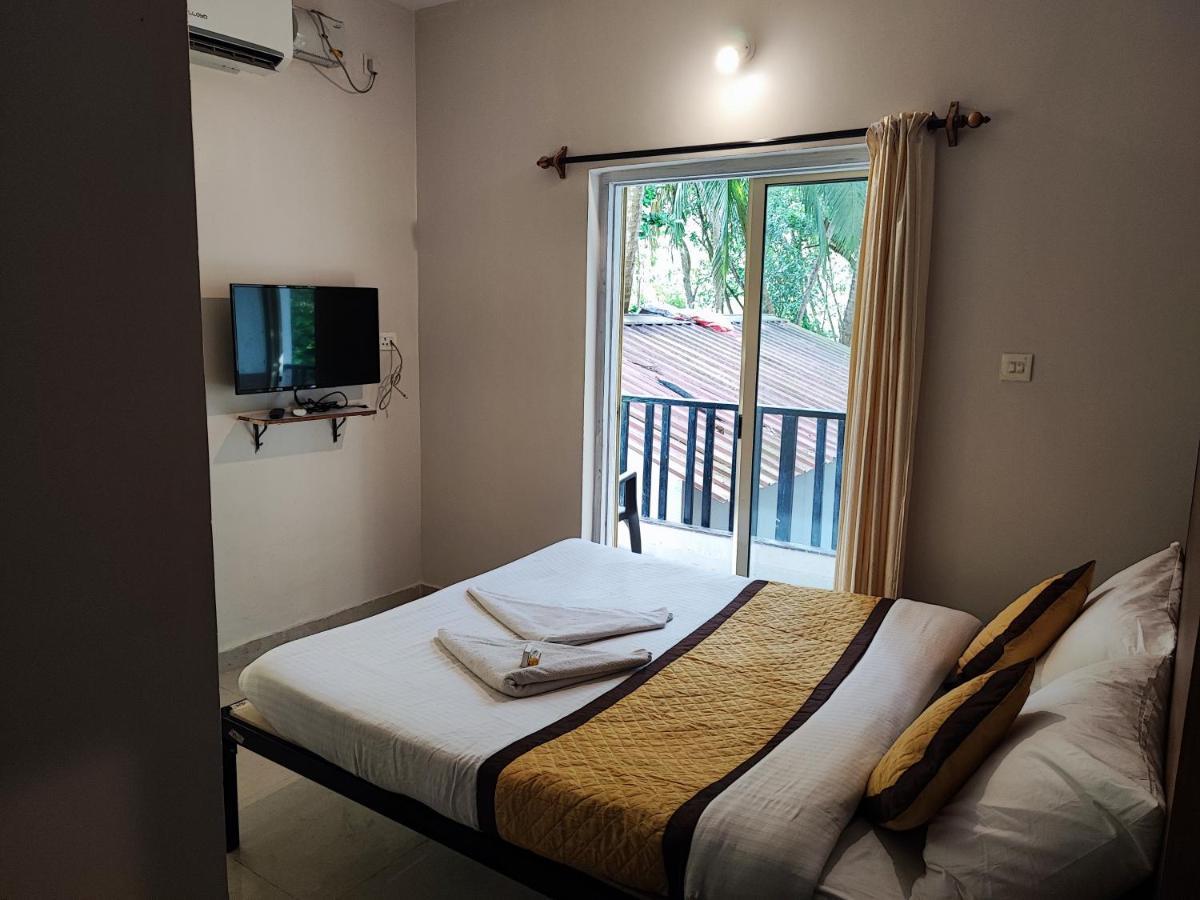 Shivam Bnb Mandrem Bagian luar foto