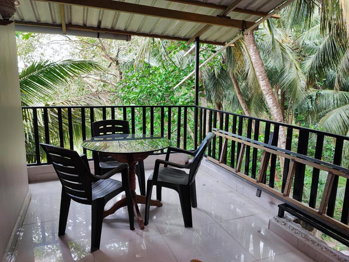 Shivam Bnb Mandrem Bagian luar foto