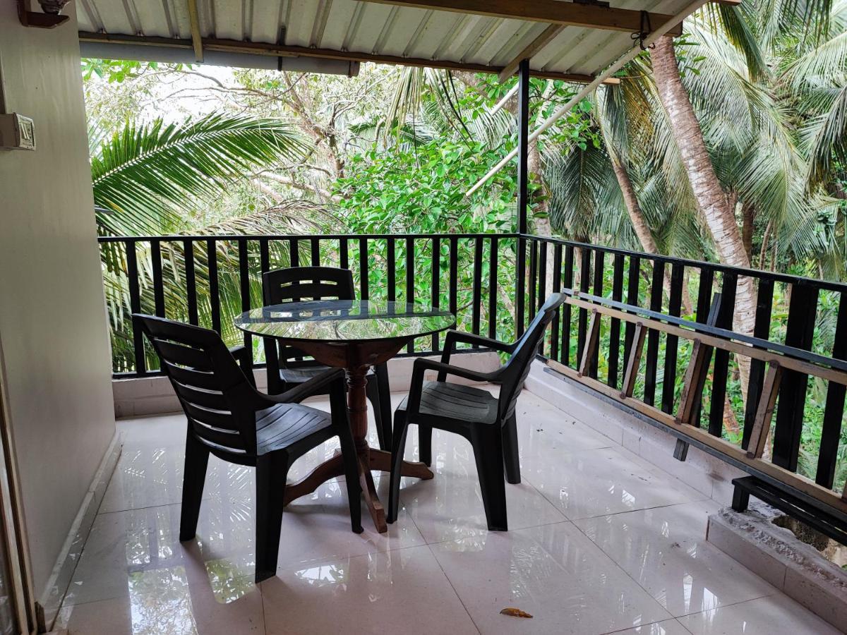 Shivam Bnb Mandrem Bagian luar foto