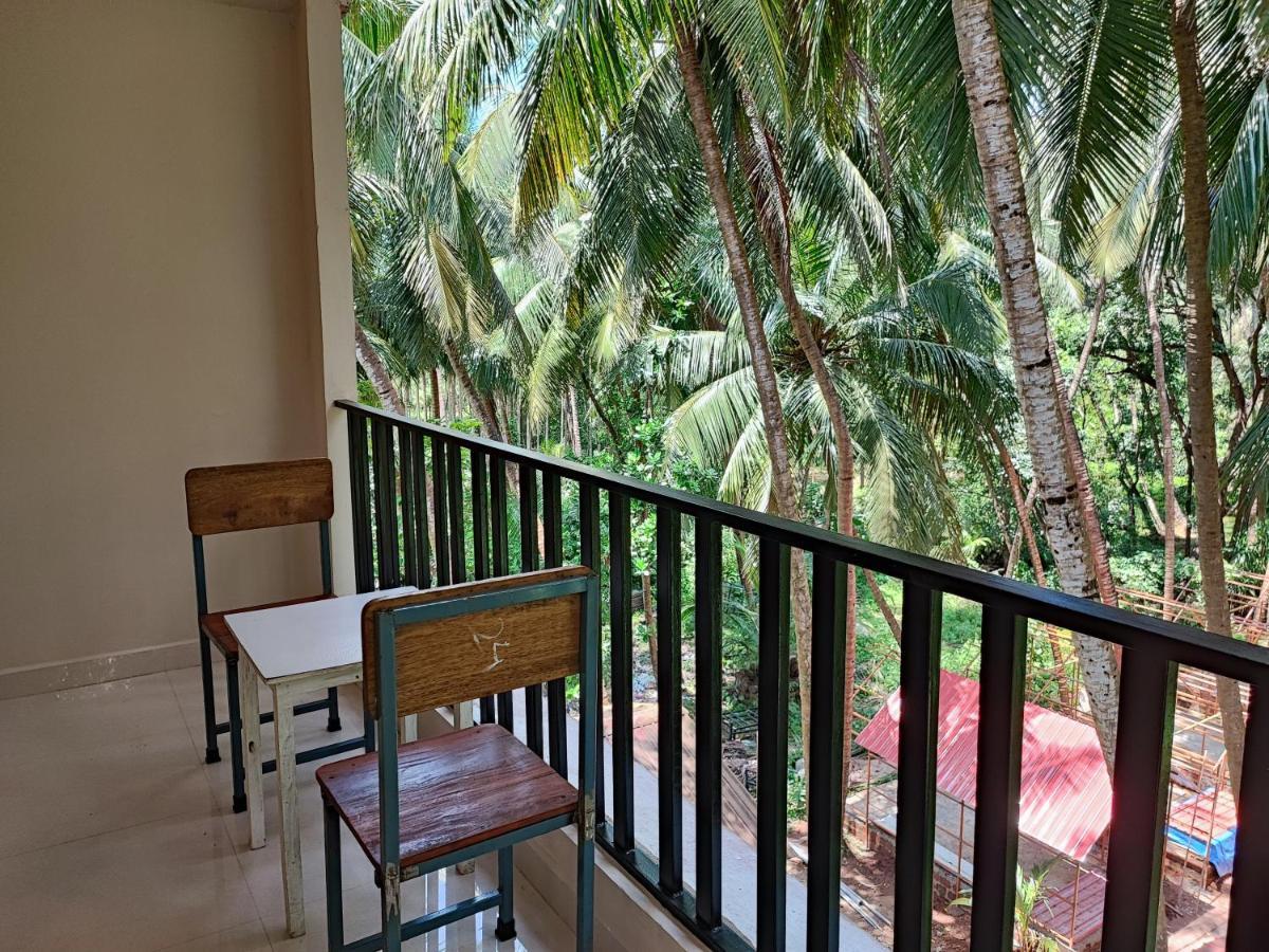 Shivam Bnb Mandrem Bagian luar foto