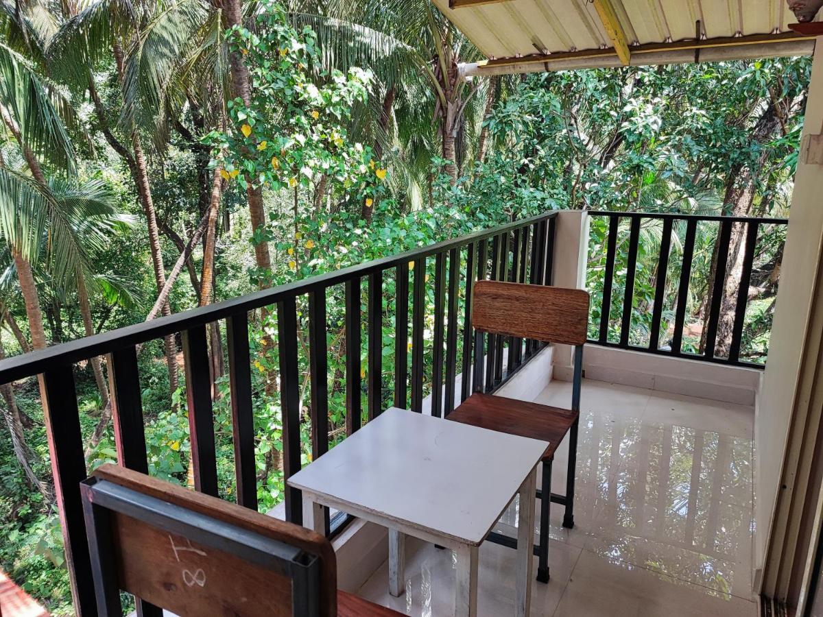 Shivam Bnb Mandrem Bagian luar foto